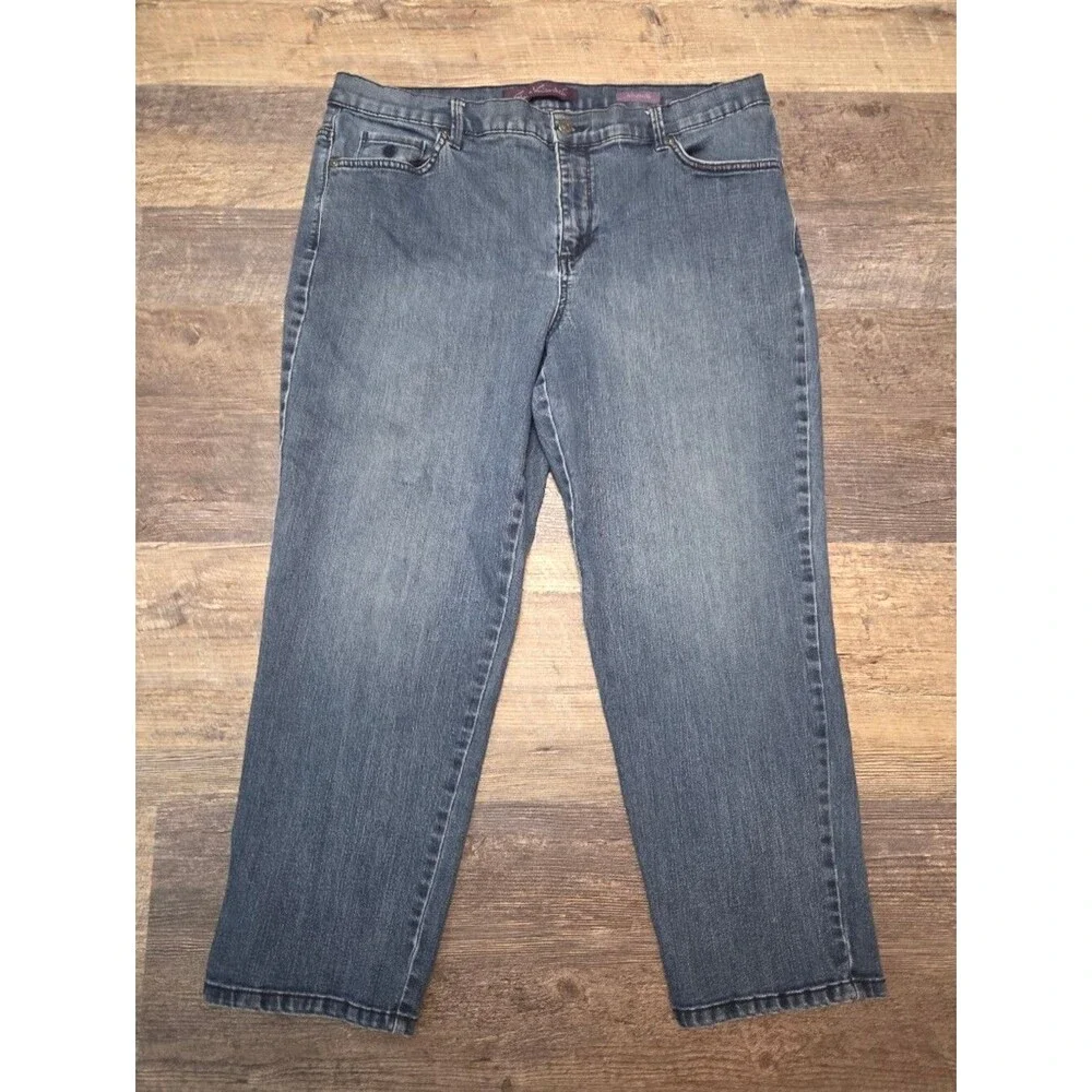 Gloria Vanderbilt Amanda Straight Leg Size 18W Plus Cropped Jeans